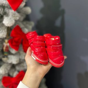 Взуття червоне лакове