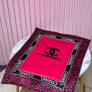 Лежанка-коврик Стиль класу Chanel темно рожева