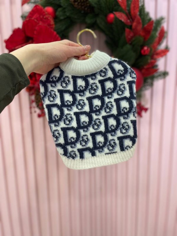 Светр Стиль класу Dior беж