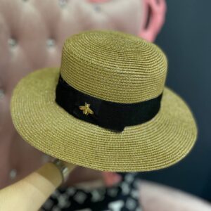 Жіночий капелюх світло коричн близк. з бджілкою з бантом