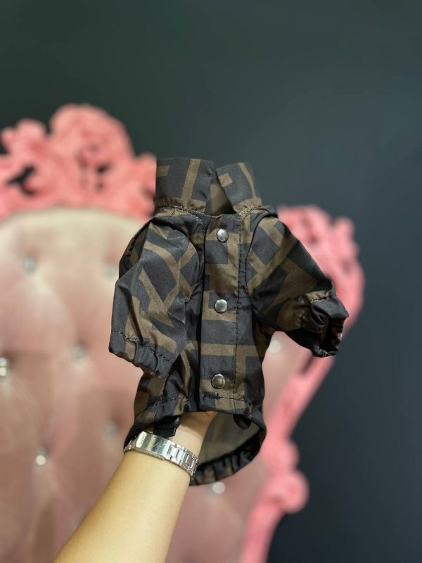 Дощовик без капюшону (з резин.) Стиль класу Fendi