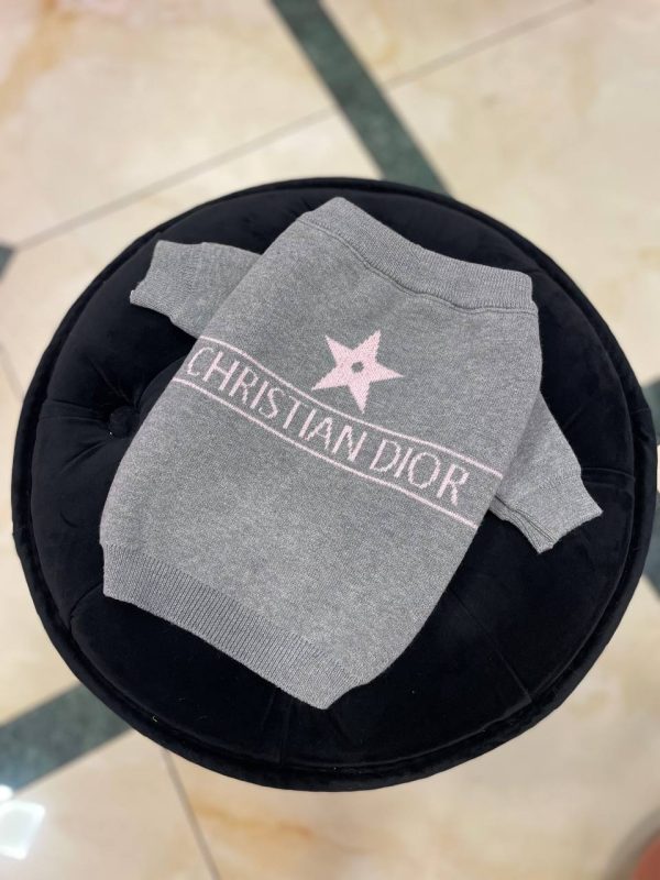 Светр Стиль класу Christian Dior сірий М - Светри - uPet Shop Інтернет-магазин зоотоварів — преміум одяг та аксесуари для ваших улюбленців, собак та котів
